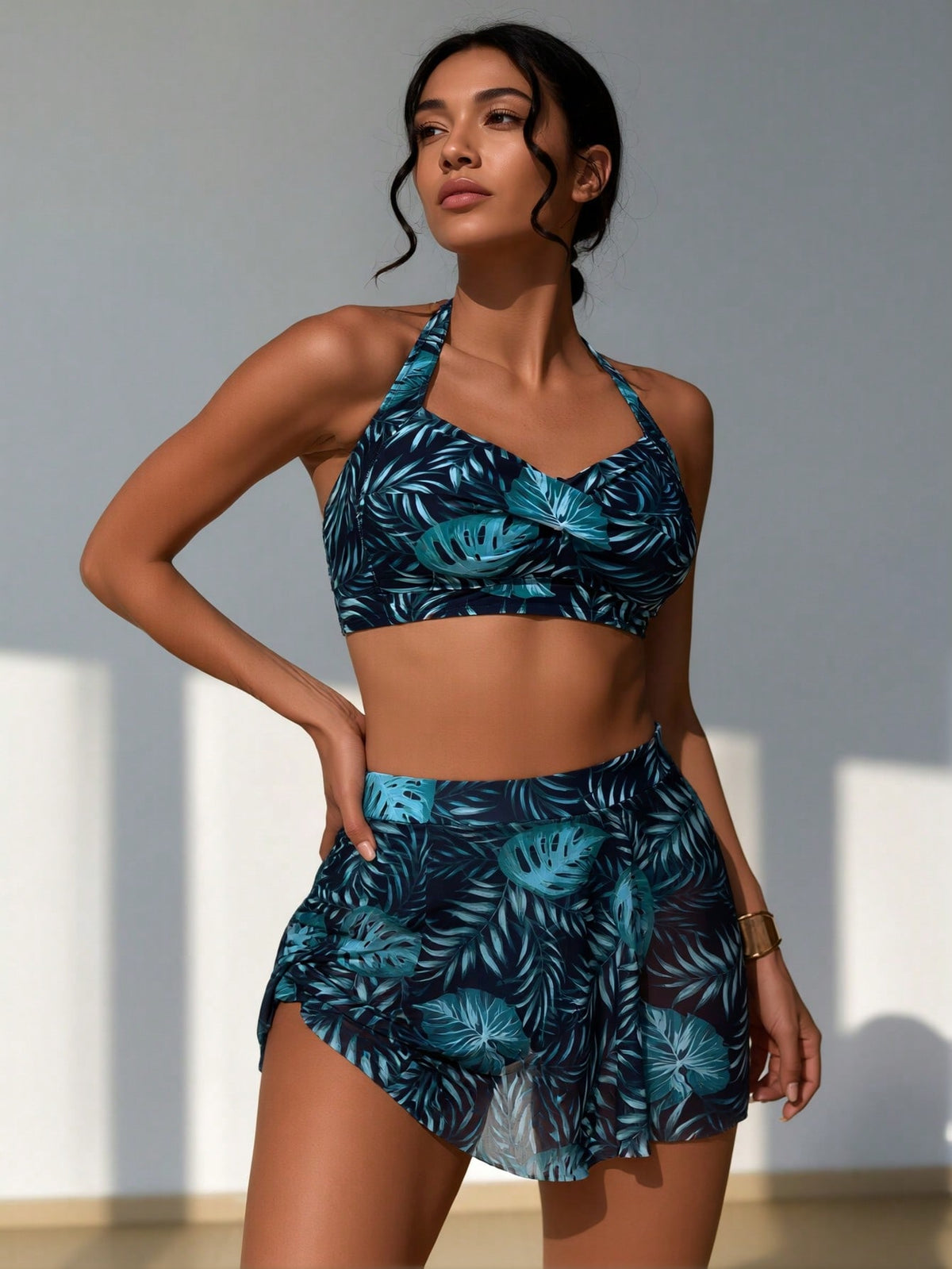 Plus Size Teal Tropical Halter Swimsuit Set with Mesh Skirt