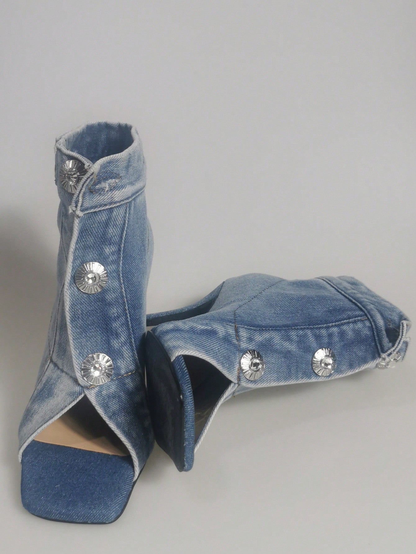 New Arrival Catwalk Thin High Heel High-Top Peep Toe Buckled Slippers Square Toe Sandals