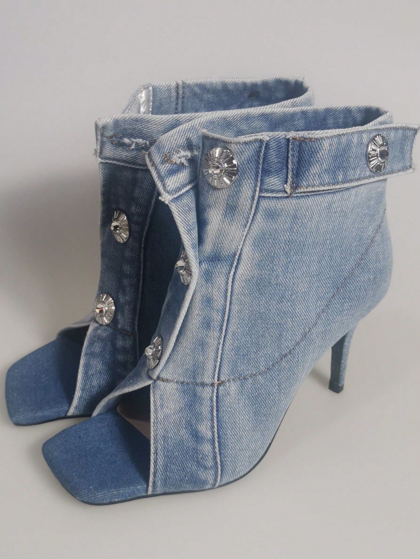 New Arrival Catwalk Thin High Heel High-Top Peep Toe Buckled Slippers Square Toe Sandals