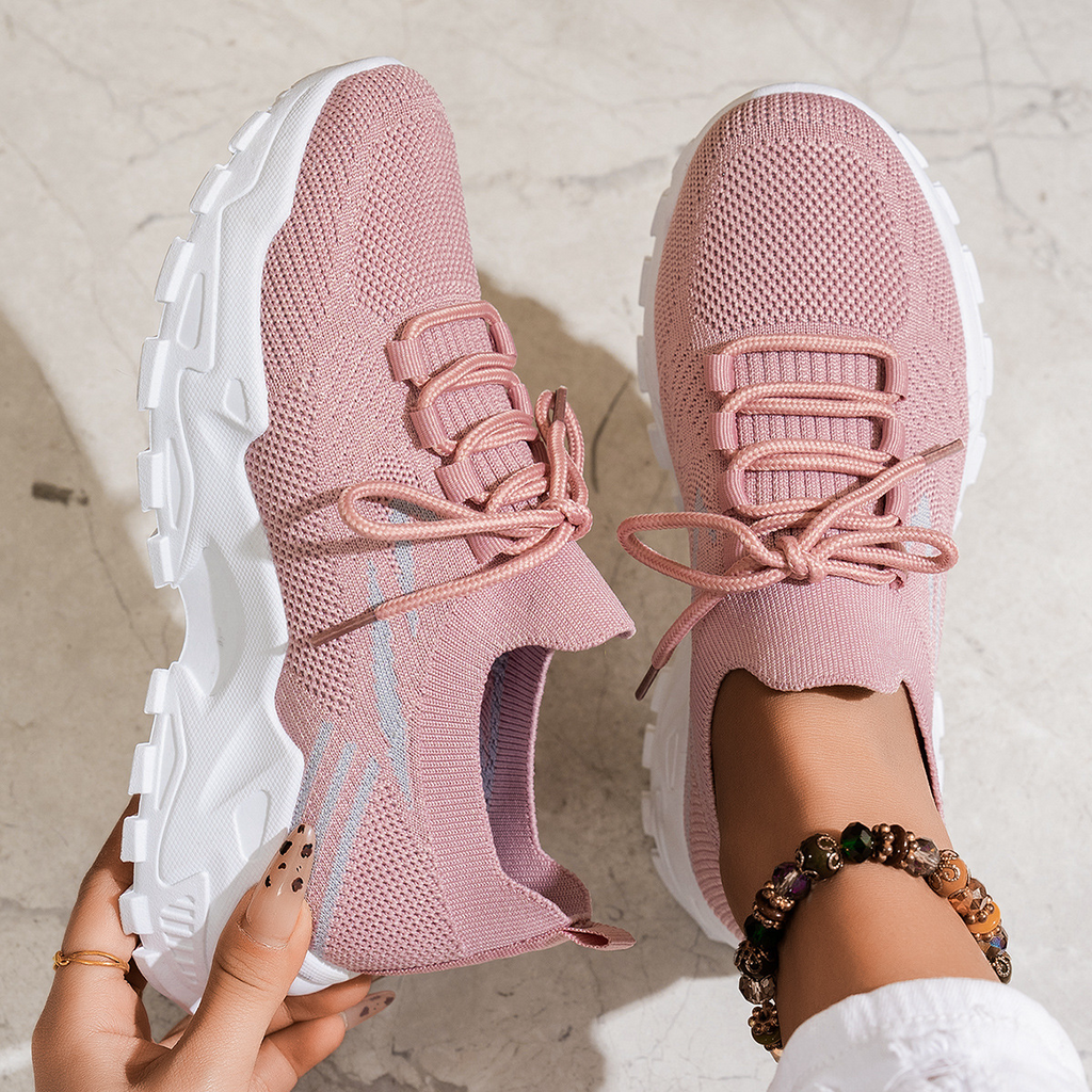Women's casual stylish and lightweight soft bottom sports shoes