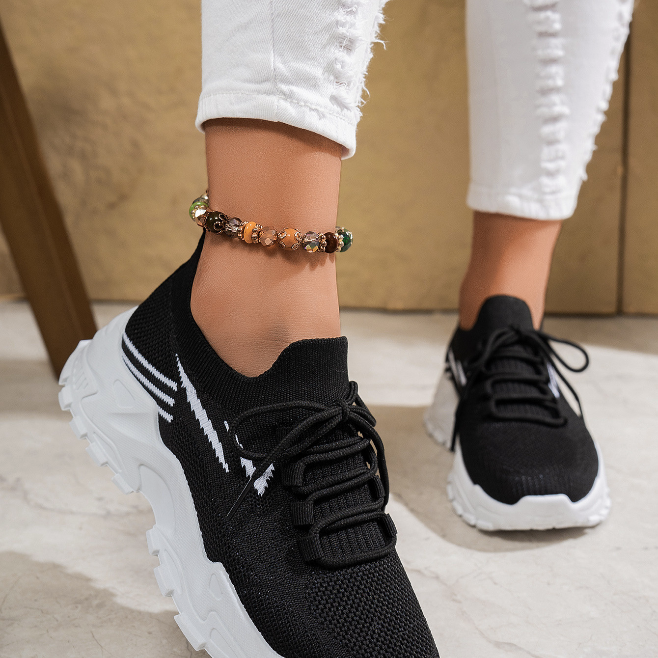 Women's casual stylish and lightweight soft bottom sports shoes